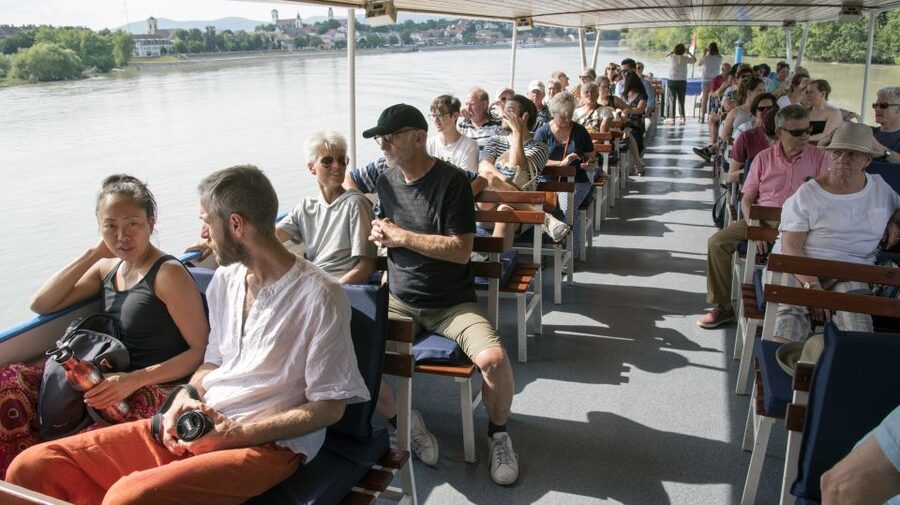 From Budapest: Danube Bend Day Trip in English - Should you book it?