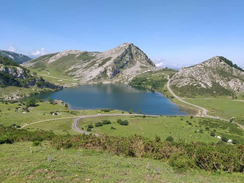 From Cangas de Onis: Covadonga Lakes Guided Day Trip - Santa Cueva and the story of King Pelayo