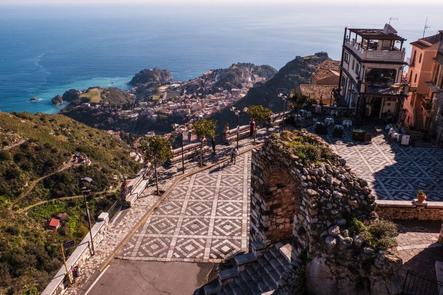 From Catania: Taormina, Isola Bella, and Castelmola Day Trip - What to bring for this particular day