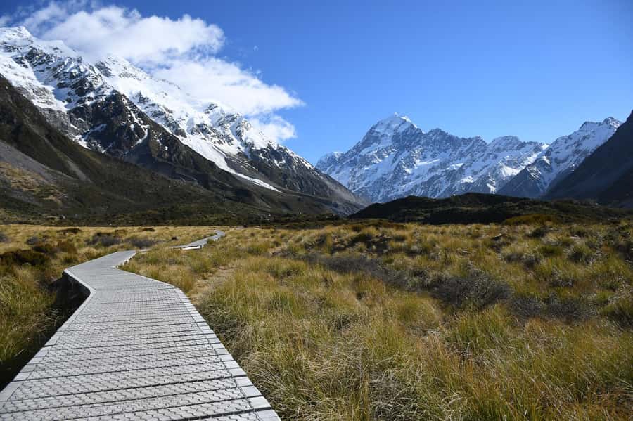 From Christchurch: Queenstown via Tekapo & Mt Cook Day Trip - Key points at a glance