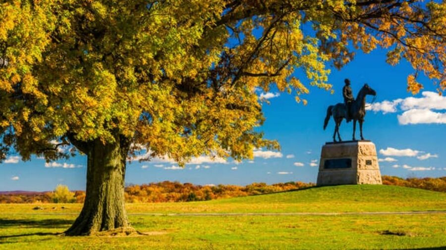 From DC: Gettysburg National Military Park Full-Day Trip - One hour in downtown Gettysburg