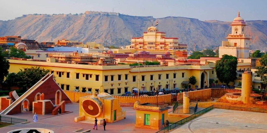 From Delhi: Jaipur Day Trip by Fast Train or Private Car - Jal Mahal: a brief pause beside the water