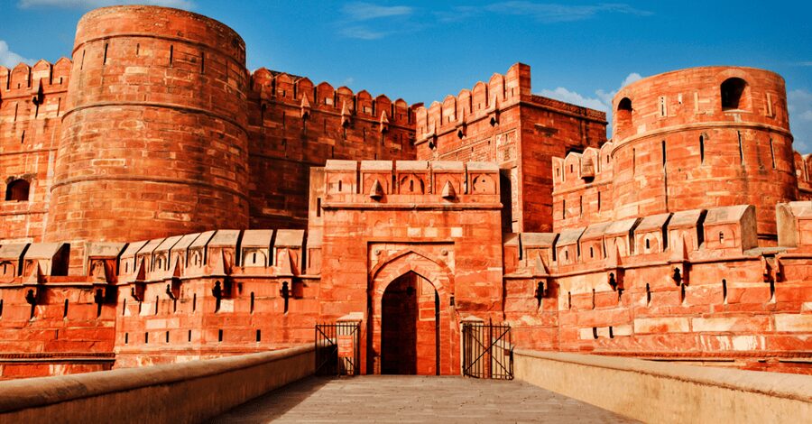 From Delhi: Private Taj Mahal & Agra Day Trip by Car or Rail - Agra Fort: Mughal power in red sandstone