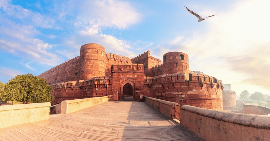 From Delhi: Private Taj Mahal & Agra Day Trip by Car or Rail - Car or express train: which option suits you?