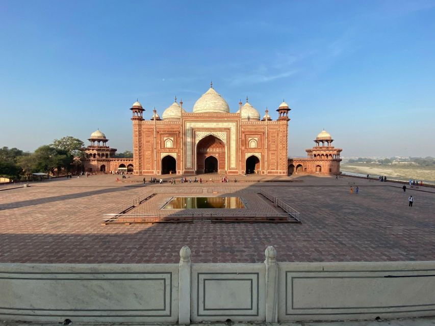 From Delhi: Taj Mahal & Agra Private Day Trip with Transfers - Should you book it?