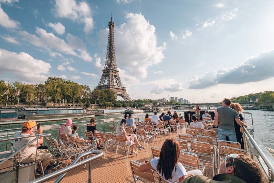 From Disneyland Paris: Paris Day Trip and Sightseeing Cruise - Pickup at Disneyland Paris