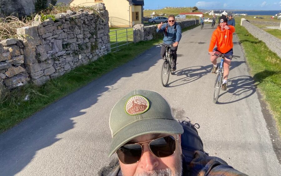 From Doolin: Day Trip to Inisheer with Bike or Bus Tour - Sunken graveyards, shipwrecks, and island stories