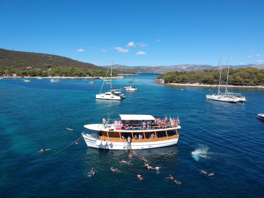 From Dubrovnik: Elaphite Islands Day Trip with Lunch - Koločep: a short introduction to island life