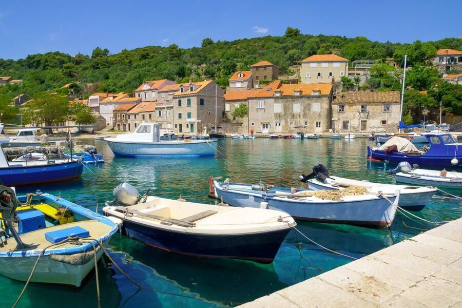From Dubrovnik: Elaphite Islands Day Trip with Lunch - Šipan: a pleasant walk with limited time