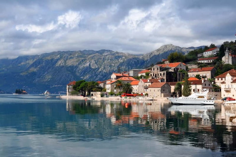 From Dubrovnik: Montenegro Coast Full-Day Trip - Early pickup and the road from Dubrovnik