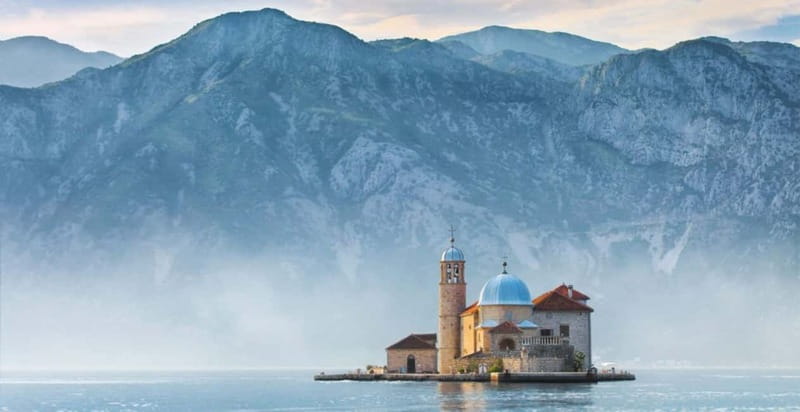 From Dubrovnik: Montenegro Day Trip with Boat Cruise - What the guides add to the day