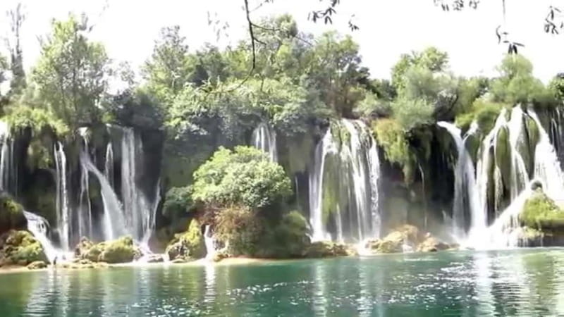 From Dubrovnik: Mostar and Kravica Waterfall Day Trip - The guides make a real difference