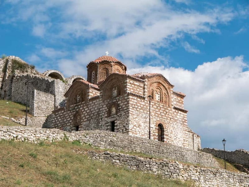 From Durres/Golem: Berat City & Belshi Lake Day Trip - Reaching Berat Castle above the Osum River