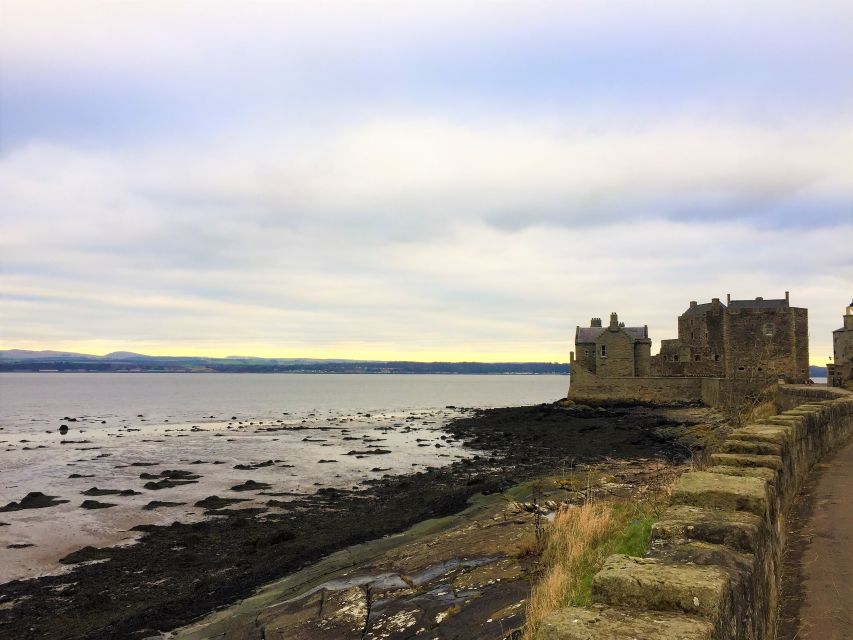 From Edinburgh: Outlander, Palaces, and Jacobites Day Trip - Starting near Edinburgh Castle Terrace