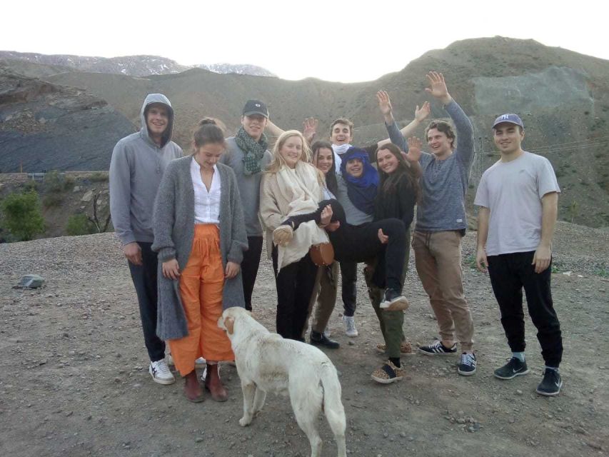 From Fes: 4-Day Trip to Marrakech via Merzouga & Gorges - Transport, group size, and the guide experience