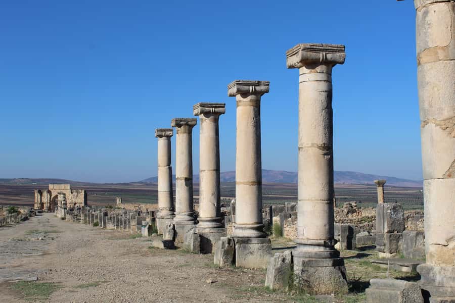 From Fez: Volubilis Moulay Idriss and Meknes Day Trip - Leaving Fez for the Roman world of Volubilis