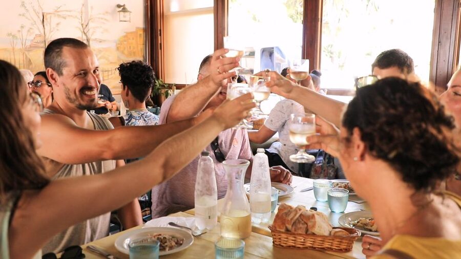 From Florence: Cinque Terre Day Trip with Optional Lunch - What to pack for this particular day