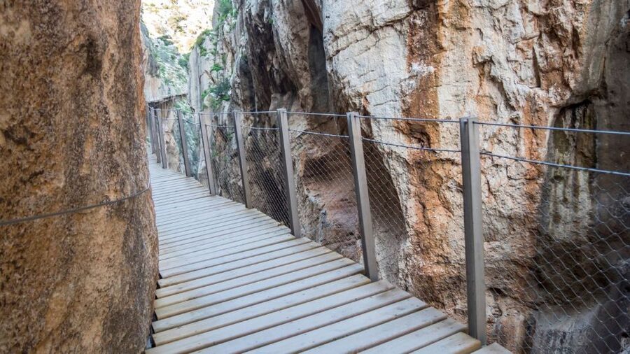 From Fuengirola: Caminito del Rey Guided Day Trip - Ardales gives you a short pause before the gorge