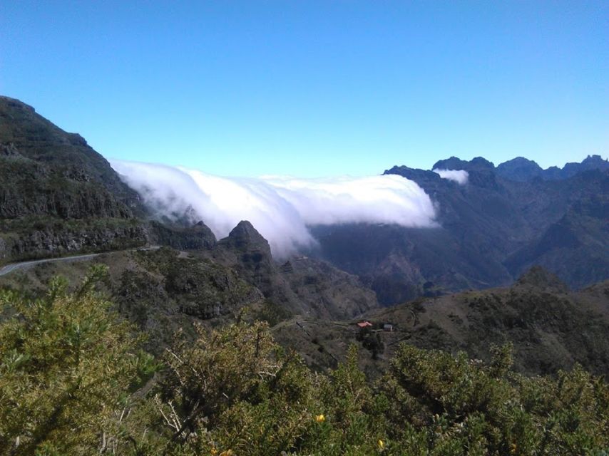 From Funchal: West Madeira and Laurel Forest Day Trip - Porto Moniz and the volcanic pools
