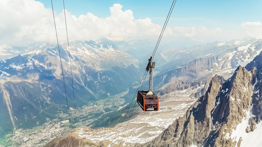 From Geneva: Full-Day Trip to Chamonix and Mont-Blanc - From Geneva to Chamonix through the Arve Valley