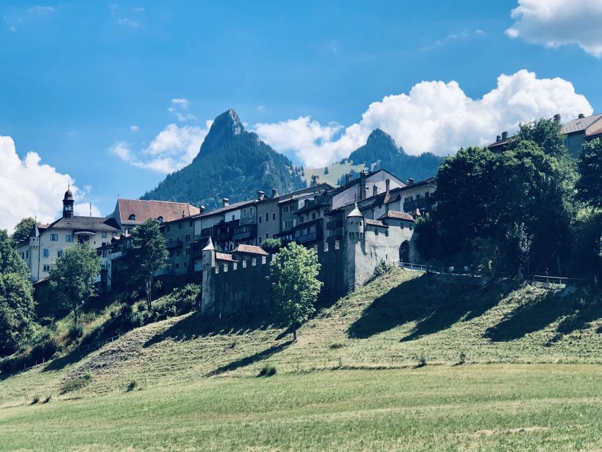 From Geneva: Gruyére Chocolate and Cheese Tasting Day Trip - Should you book the Gruyère cheese and chocolate tour?