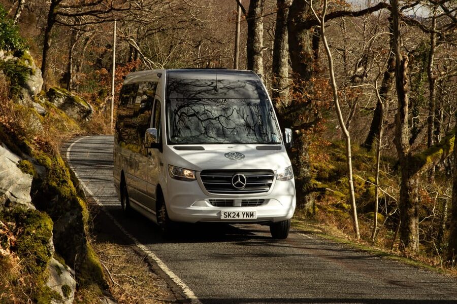 From Glasgow: Glenfinnan, Fort William, and Glencoe Day Trip - What the guides add to the day