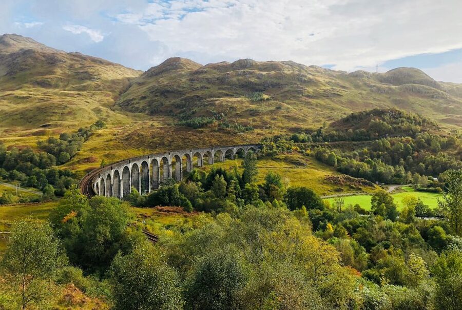 From Glasgow: Glenfinnan, Fort William, and Glencoe Day Trip - Tyndrum: a useful first pause