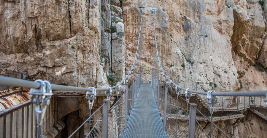 From Granada: Caminito Del Rey Day Trip - The 15-minute break at a local bar