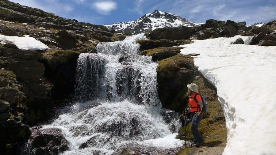 From Granada: Sierra Nevada Guided Day Trip - Viewpoints, villages, and the changing scenery