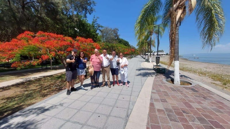 From Guadalajara: Enchanting Lake Chapala & Ajijic Day Trip - Who should book this Lake Chapala day trip?