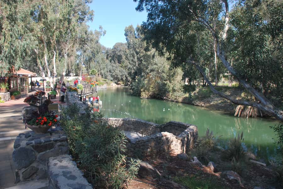 From Haifa: Guided Day Trip to Nazareth and Sea of Galilee - The return route through the Horns of Hattin