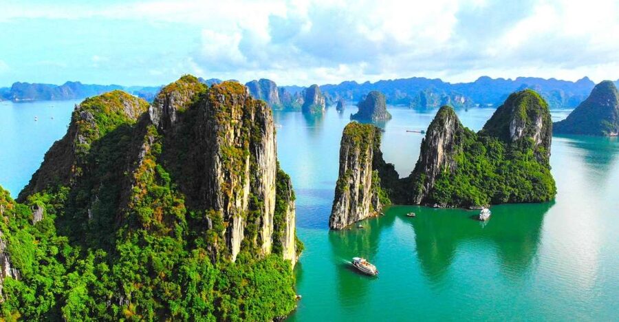 From Hanoi: Halong Bay Day Trip with Lunch and Transfers - Arriving at Tuan Chau Harbor
