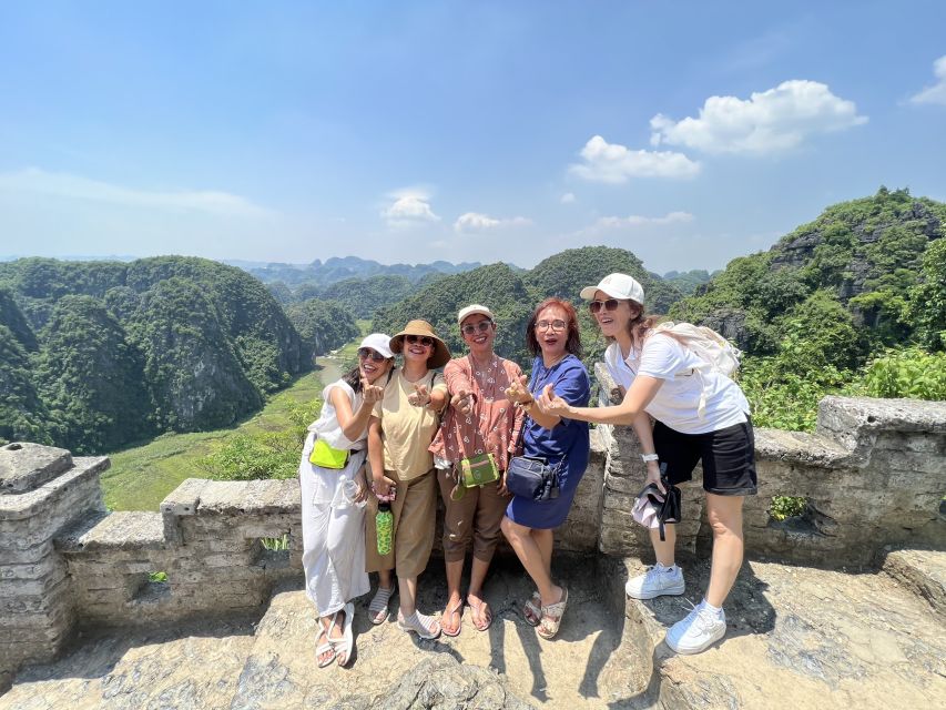 From Hanoi: Hoa Lu, Mua Cave and Tam Coc Full-Day Trip - The Tam Coc sampan ride