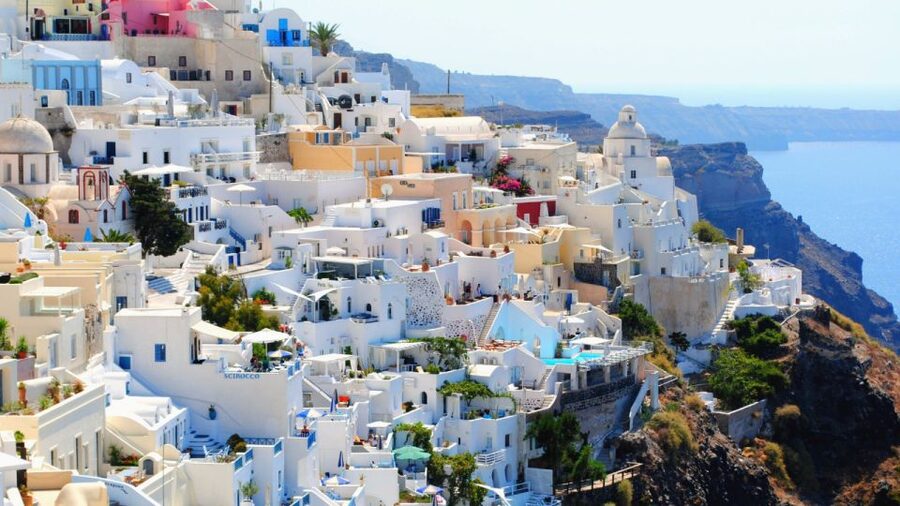 From Heraklion/Crete: Santorini Island Guided Day Trip - Oia from 10:30 to 12:10