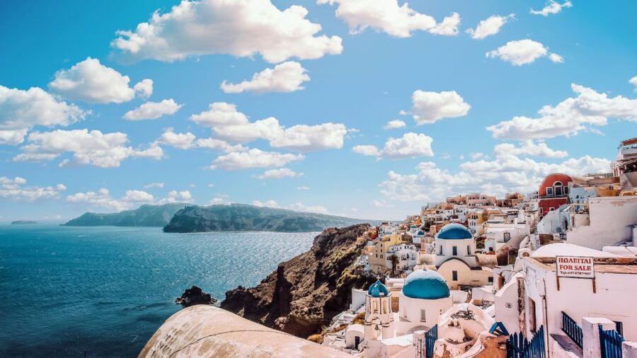 From Heraklion/Crete: Santorini Island Guided Day Trip - What the guides add