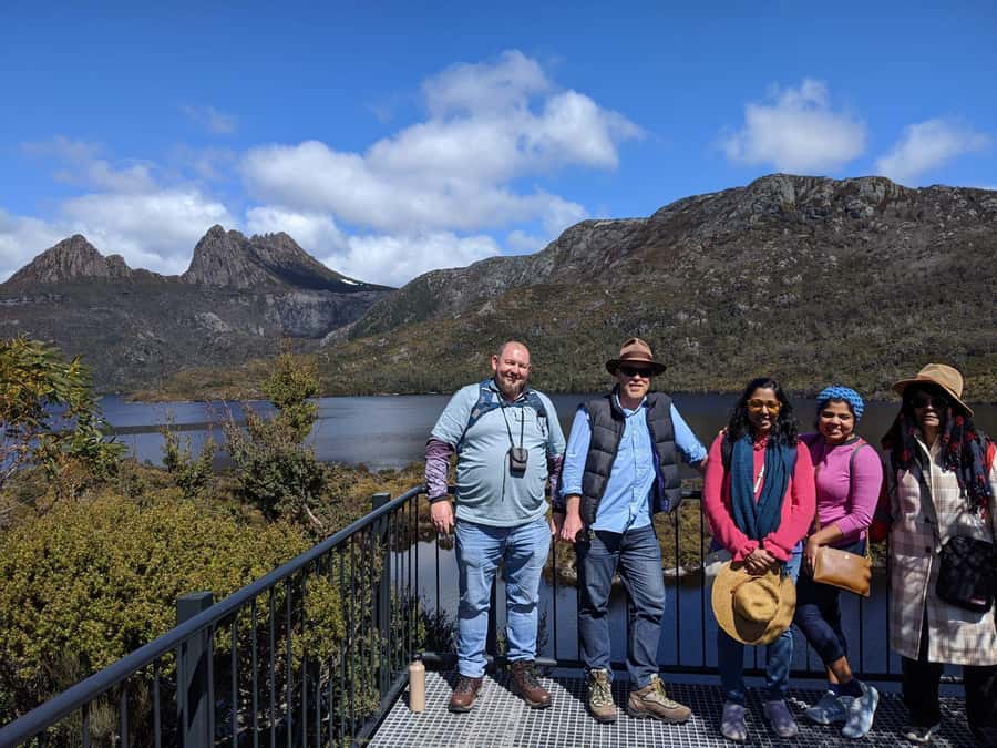 From Hobart: Active Day Trip to Cradle Mountain - Choosing between Marion’s Lookout and Dove Lake