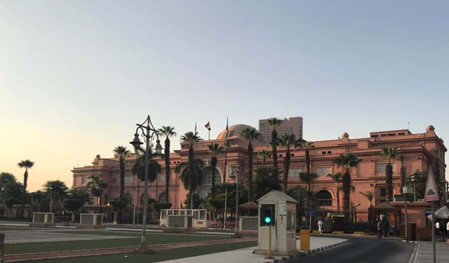 From Hurghada: Full-Day Trip to Cairo by Plane - A short Nile ride can reset the day