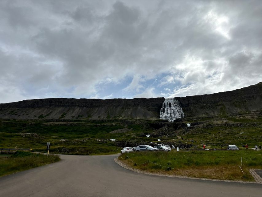 From Isafjordur: Dynjandi Waterfall Guided Day Trip by Bus - What Happens During The 90 Minutes At Dynjandi
