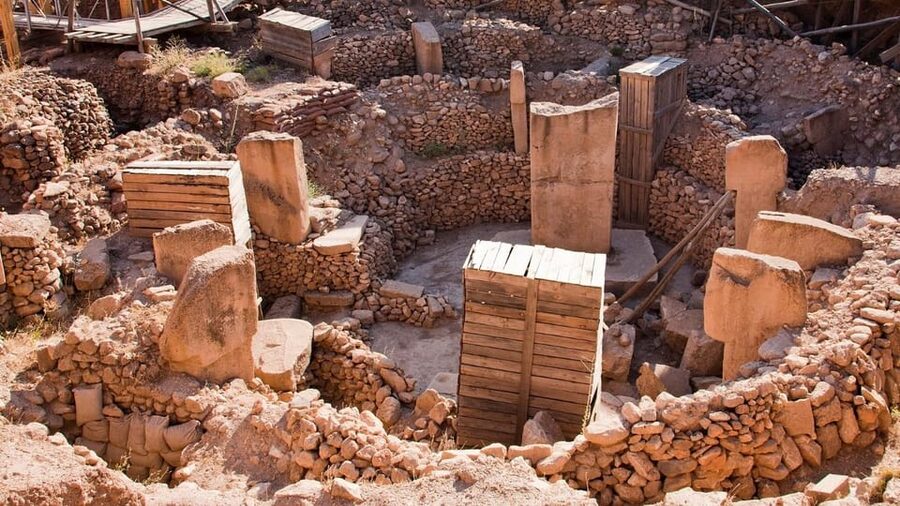 From istanbul: Gobeklitepe and Harran Day Trip - Sanliurfa, Edessa, and the Pool of Abraham