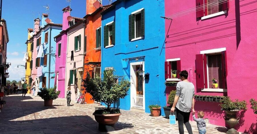 From Jesolo: Day Trip to Murano, Burano, and Torcello - Burano: the best place for lunch and photographs
