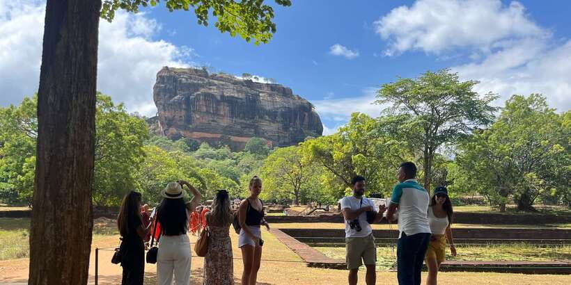 From Kandy: Sigiriya and Dambulla Day Trip - Sigiriya Lion Rock and the climb to the top