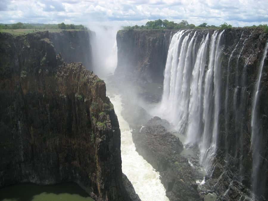 From Kasane: Victoria Falls Day Trip (Zimbabwe side) - Key points to know before booking