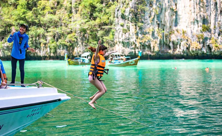 From Khao Lak: Phi Phi, Maya Bay, and Khai Islands Day Trip - The real shape of this 10-hour island day