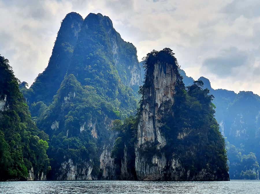 From Krabi: Cheow Lan Lake Day Trip with Lunch at Rafthouse - Who should book this day trip from Krabi?
