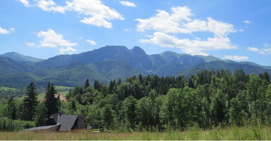 From Krakow: Morskie Oko and Zakopane Day Trip - What makes the lake worth the effort