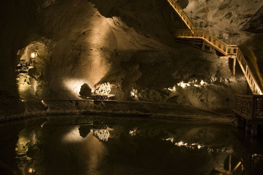 From Krakow: Wieliczka Salt Mine Half-Day Trip with Pickup - Entering the mine and starting the walk