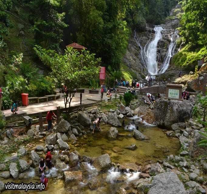From Kuala Lumpur: Cameron Highlands Day Trip with Transfers - What to bring for this 12-hour outing
