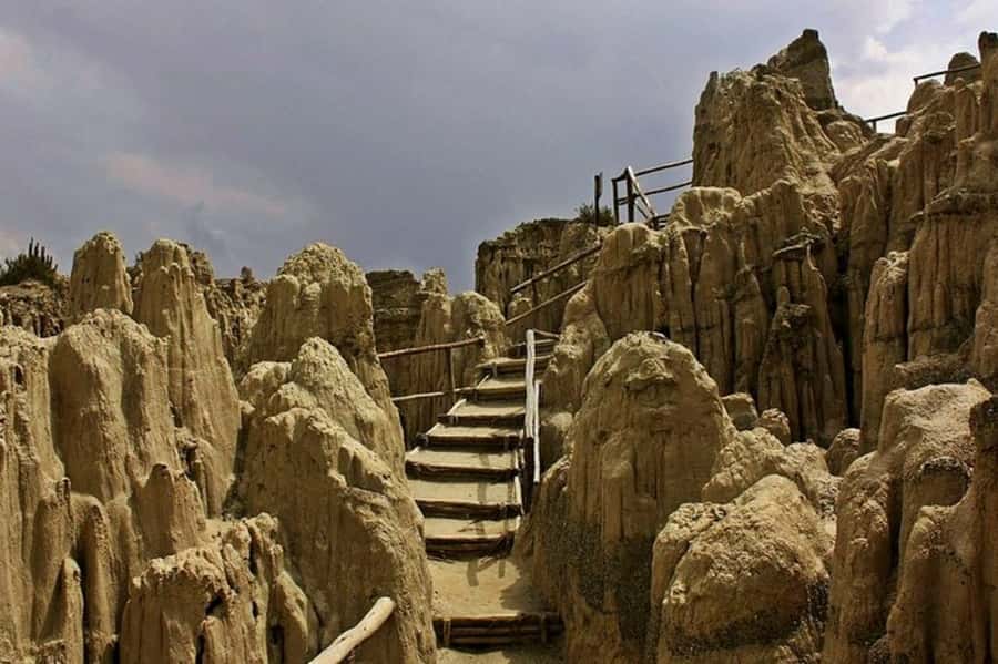 From La Paz: Day Trip to Chacaltaya and Moon Valley - Key points to know before you book