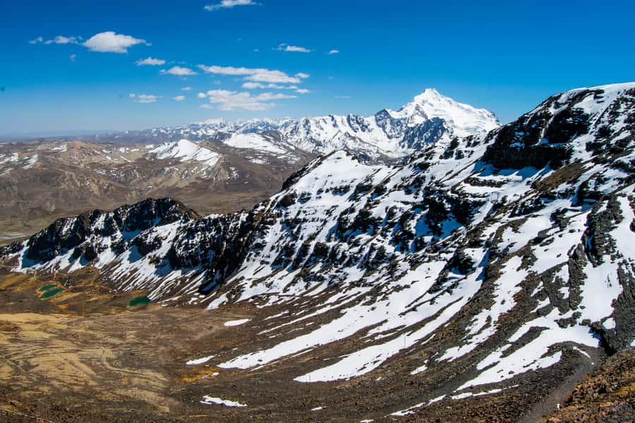 From La Paz: Day Trip to Chacaltaya and Moon Valley - Pickup, clothing, and practical planning