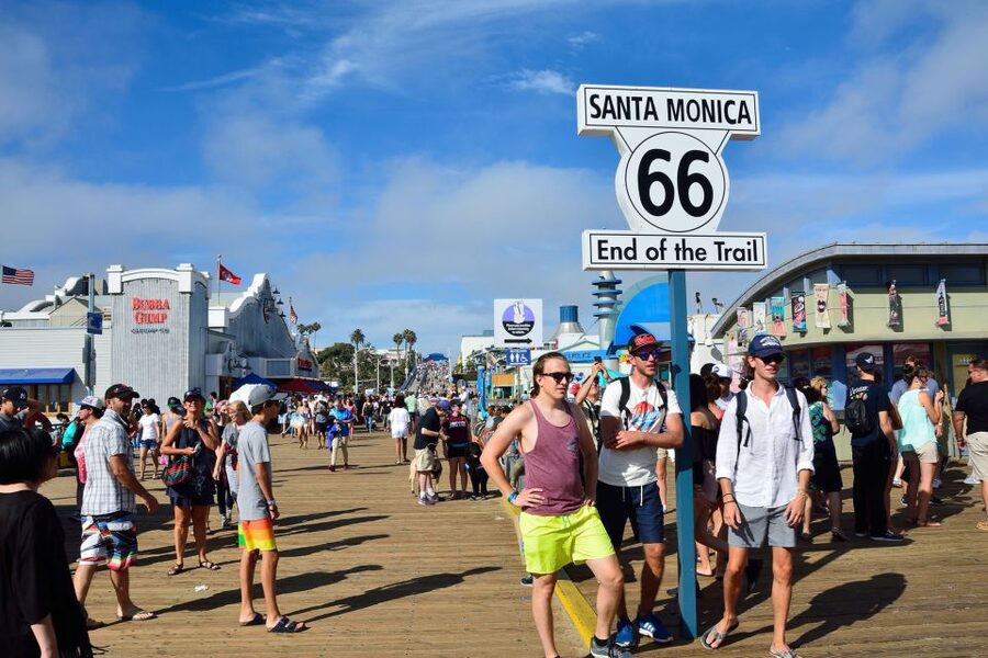 From Las Vegas: VIP Los Angeles/Hollywood Day Trip - A 14-hour day from Las Vegas to Los Angeles